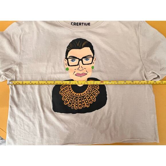 Creative Action Network Ruth Bader Ginsburg Cropped Tee NWOT Size small - Picture 5 of 6
